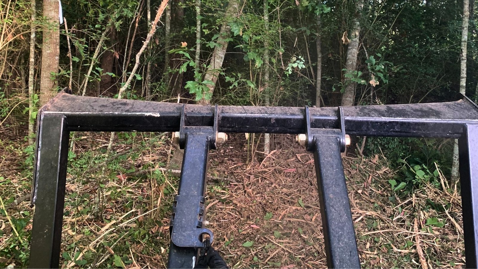 Mulching brush